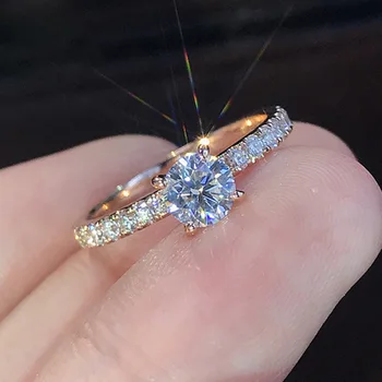 Divat Trendi Luxus Női Ezüst Bling Jeges Ki Cirkónium-Oxid Fehér Aranyozott Drágakő Gyémánt Esküvői Jegygyűrűt A Nők