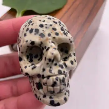 50mm Természetes helyszínen kő kézműves jade koponya gem faragott kristály gyógyító Reiki lakberendezési kő, kristály kézműves